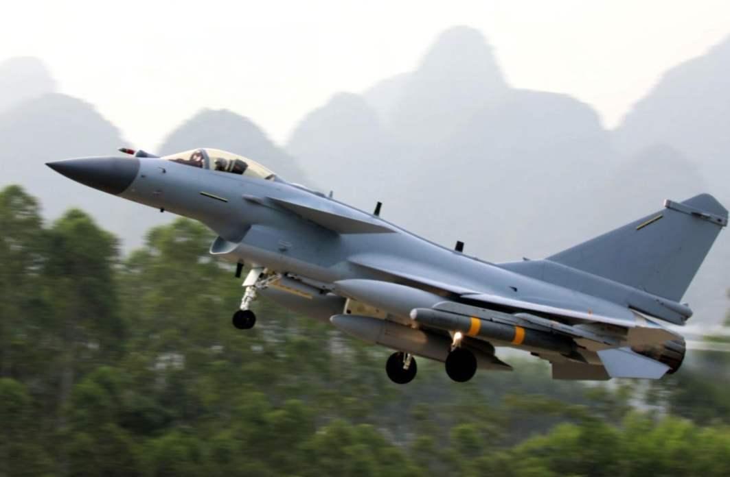 戰(zhàn)爭雷霆?dú)?II，空戰(zhàn)傳奇的再現(xiàn)，戰(zhàn)爭雷霆?dú)?II，空戰(zhàn)傳奇再現(xiàn)輝煌