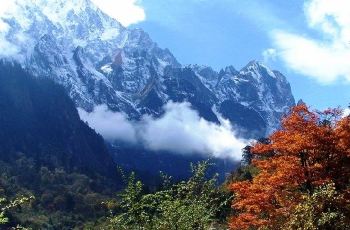 燕子溝景區(qū)，自然之美與人文之韻的完美融合，燕子溝景區(qū)，自然人文交融之美