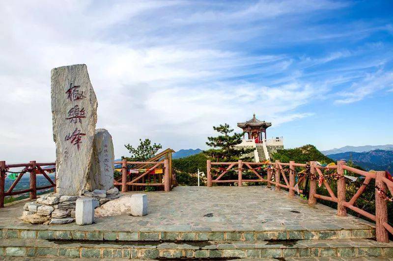 千靈山風(fēng)景區(qū)，自然之美盡收眼底，千靈山風(fēng)景區(qū)，自然之美的全景呈現(xiàn)