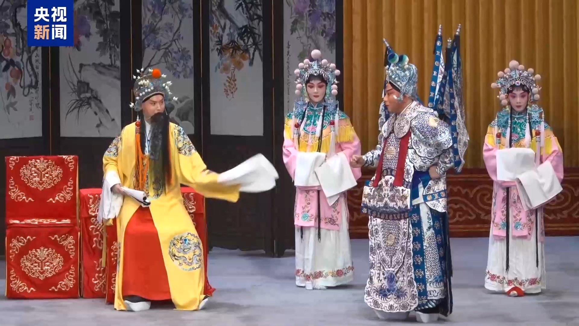劉伯溫白小姐與特一肖中的奧秘，劉伯溫白小姐與特一肖的奧秘揭秘