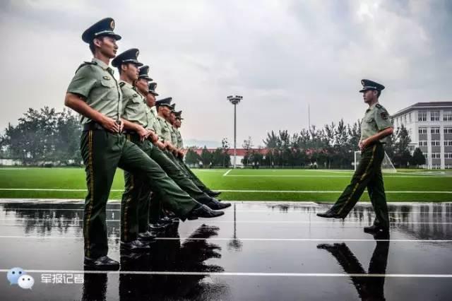 國防生與軍校生，兩者的區(qū)別深度解析，國防生與軍校生，深度解析兩者區(qū)別