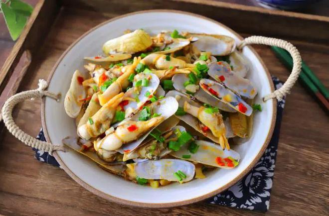 海蟶子的家常做法，簡(jiǎn)單美味，讓你一吃就愛(ài)上！，家常美味海蟶子做法，簡(jiǎn)單誘人，一吃難忘！