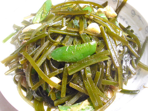 炒海帶的做法，家常美味，輕松上手，家常炒海帶做法，美味輕松上手！