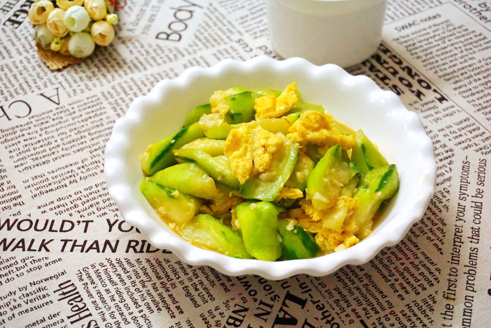 絲瓜炒雞蛋，烹飪技巧與美味秘訣，讓你輕松做出美味佳肴，絲瓜炒雞蛋烹飪指南，輕松掌握技巧與秘訣，輕松做出美味佳肴！